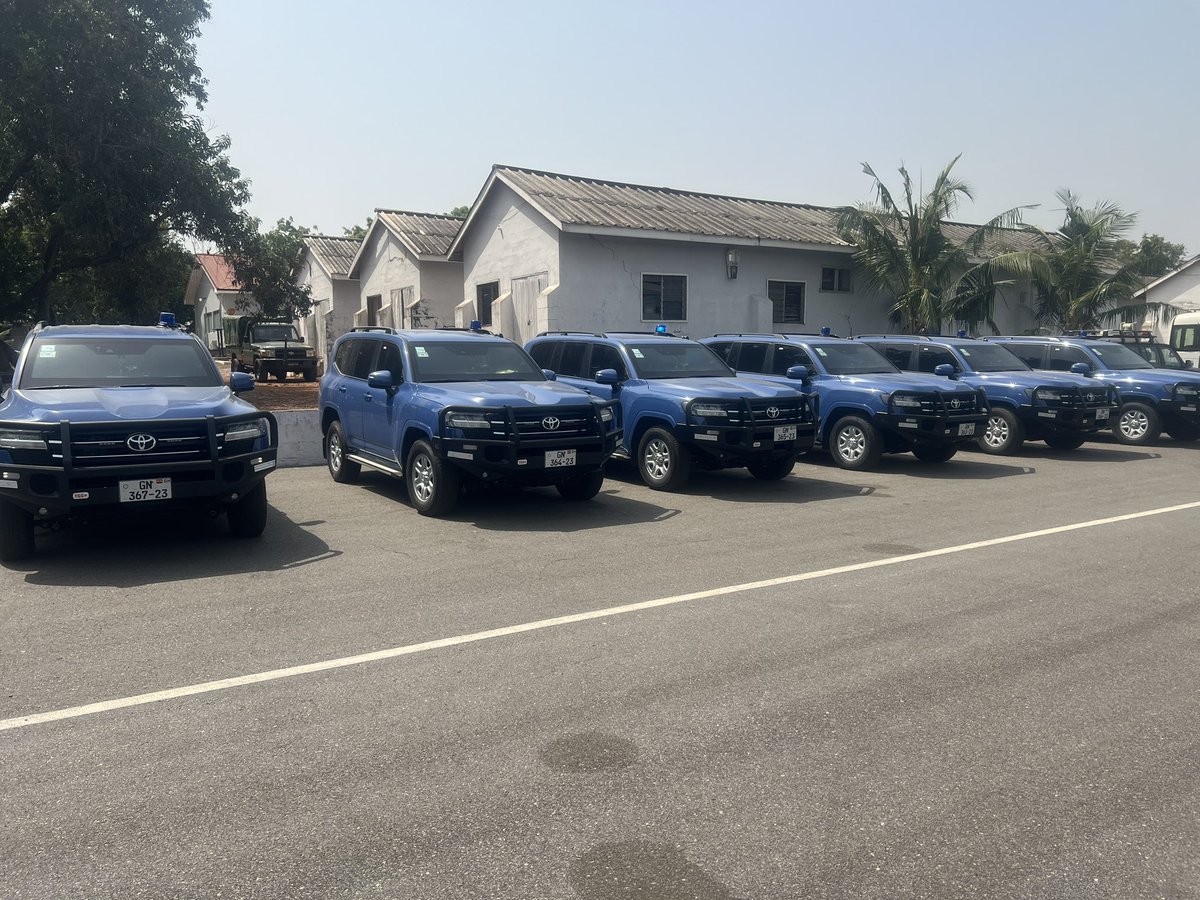 .<a href="/TCS_SDC/">Trade Commissioner Service</a> Accra office witnessed the handover of a new fleet of six Cash in Transit vehicles! Proudly armored and manufactured by Canada's renowned company, <a href="/inkasvehicles/">INKAS Armored</a>. These vehicles are set to elevate the security standards and efficiency in <a href="/thebankofghana/">Bank of Ghana</a> operations
