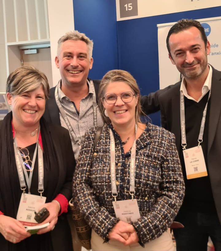 Nous sommes ravis d'avoir participé au Congrès de la SFETD - Société Française d'Étude et de Traitement de la Douleur - aux côtés de Sabiene et Valeria.

#InnovationSanté #MusicCare #SFETD #MusiqueThérapeutique #CollaborationMédicale