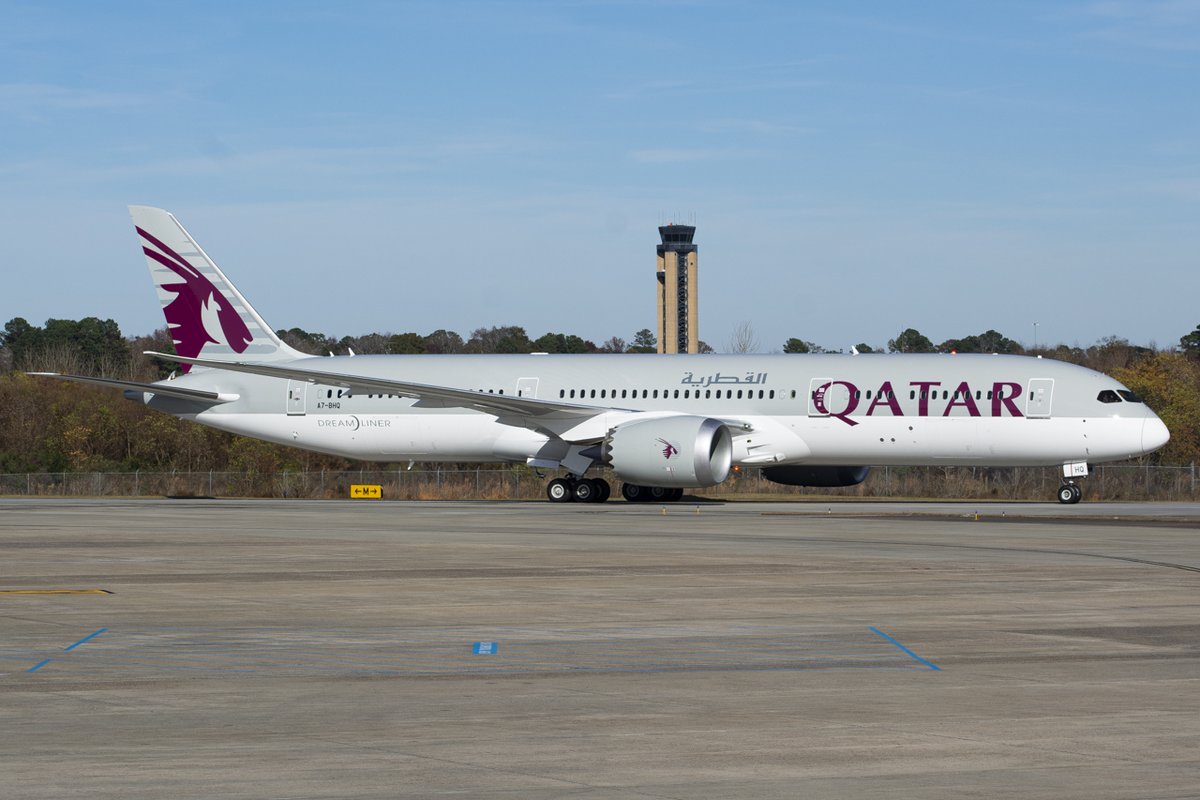Newest Dreamliner for Qatar Airways A7-BHQ LN1171 completed its customer acceptance flight yesterday #boeing #avgeek #planespotting #qatarairways #qatar #dreamliner #boeing787