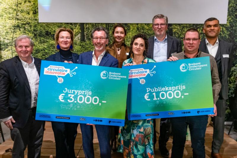 Zet je eigen favoriete circulaire organisatie, persoon of project in het zonnetje en nomineer ze voor een prijs!

🏅Meld je aan voor de nationale #CircularAwards!
🏅Pionier, bedrijf of instellingen? Geef je op voor de #CirculaireInnovatieTop20.

&gt;&gt;circulairemaakindustrie.nl/nieuws/win-een…