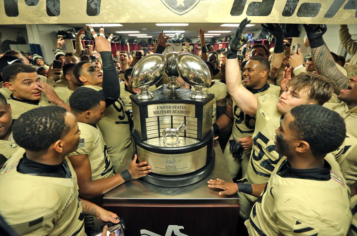 23 notes about the '23 Army West Point Black Knights Football Season | @ArmyWP_Football A thread. Army won the Commander-in-Chief’s Trophy 🏆 for the 10th time in school history (1972, 1977, 1984, 1986, 1988, 1996, 2017, 2018, 2020, 2023). It is awarded annually to each…