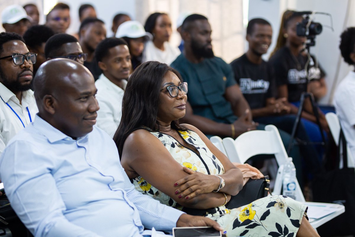 MESTAfrica's tweet image. The MEST Class of 2024 today kicked off their first Capstone Pitches and got to experience the legendary Guest Lecture Weekend.

#MESTClassOf2024 #MESTGuestLecture