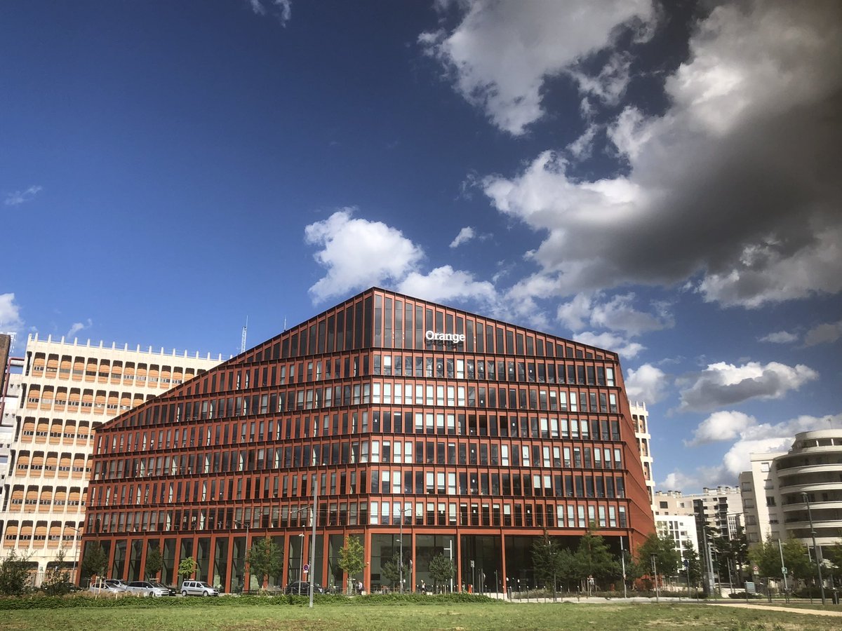 Une nouvelle journée enrichissante sur le terrain à Lyon avec <a href="/Cheydema/">Christel Heydemann</a>. Nombreux échanges avec des équipes dynamiques, engagées et plus que jamais à l’écoute de nos clients pour leur apporter le meilleur service et les réponses les plus adaptées ! <a href="/Orange_France/">Orange France</a>  <a href="/OrangeAuRA/">Orange Auv-Rh-Alpes</a>