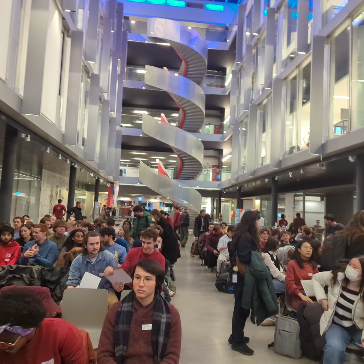 #changemakers and #blaze Award ceremony <a href="/EPFL/">EPFL</a> tonight ! #Innovation  #Entrepreneurship