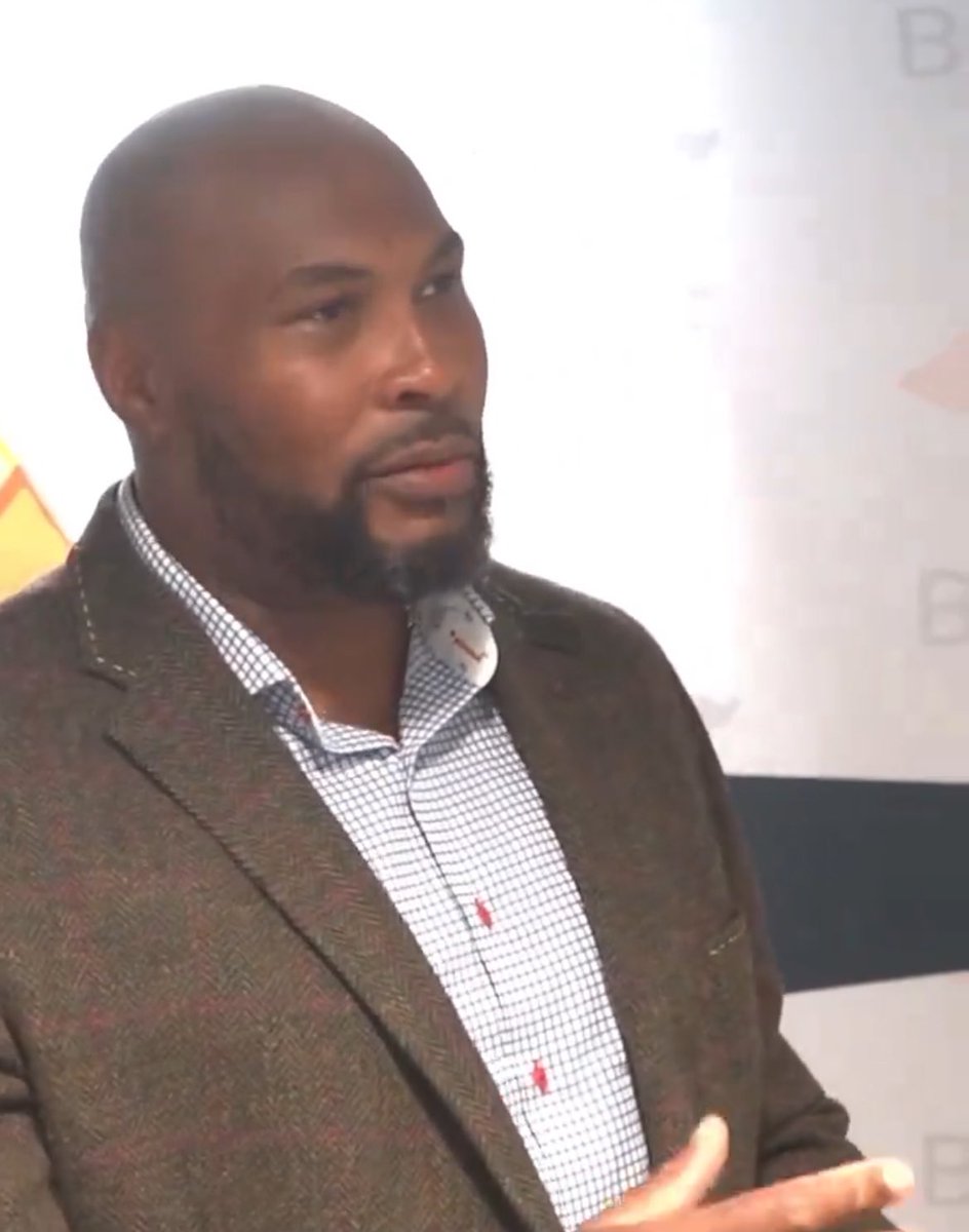 Darren Lewis (@mirrordarren) on Twitter photo Behind the Black referees finally getting the Premier League credit they deserve are a whole host of Black, Asian & mixed ethnicity officials with the hard yards behind them. They are represented by a brilliant team at @BAMERef - led by <a href="/muscleboundref/">Aji Ajibola</a> and Joel Mannix. Behind the Black referees finally getting the Premier League credit they deserve are a whole host of Black, Asian & mixed ethnicity officials with the hard yards behind them. They are represented by a brilliant team at @BAMERef - led by <a href="/muscleboundref/">Aji Ajibola</a> and Joel Mannix.