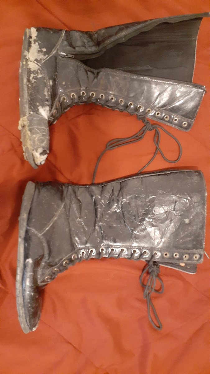 Ring worn boots up for grabs. Send me a message with am offer. Boots worn since end of 2022 to recently and seen in Slave of Death, Tremont's Tourny of Death, TOD, Insane 8 plus more.