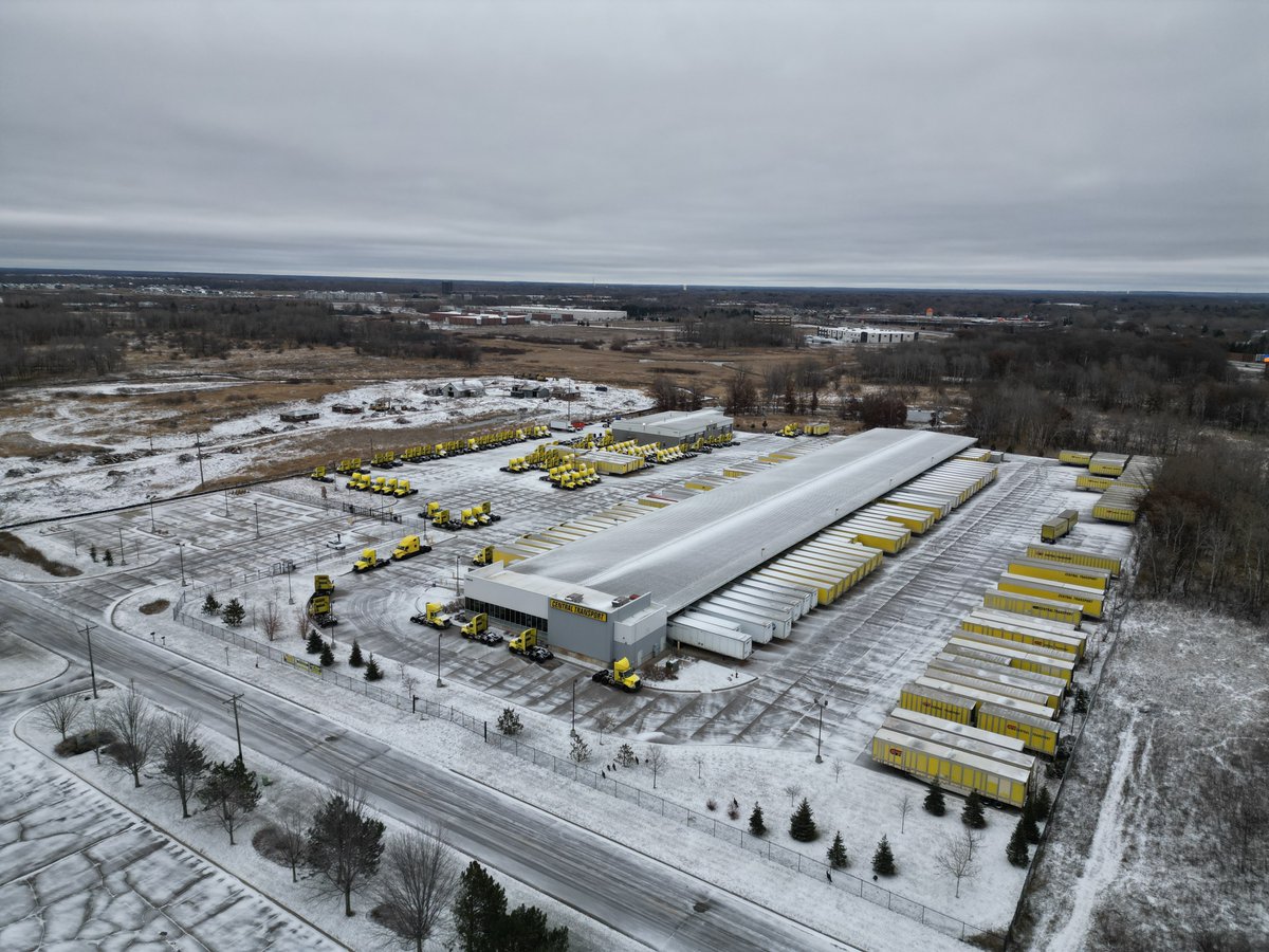 Elevating our operational perspective: A striking aerial view of our Blaine, Minnesota terminal after a light dusting of snow. Precision logistics meets seasonal beauty, embodying our commitment to excellence. #CTPride #Blaine #Minnesota #CentralTrasnport #HolidaySeason #LTL