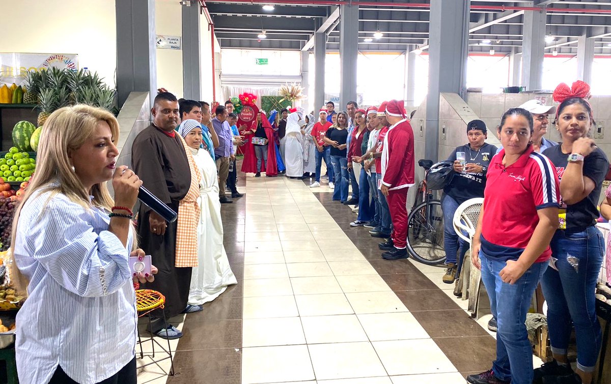 📷📷POSADAS NAVIDEÑAS📷📷
Buena Fe, ya vive el ambiente festivo por la Navidad, con las #posadasnavideñas, actividad que  es organizada por la Alcaldía Ciudadana del cantón Buena Fe y la Iglesia Católica.