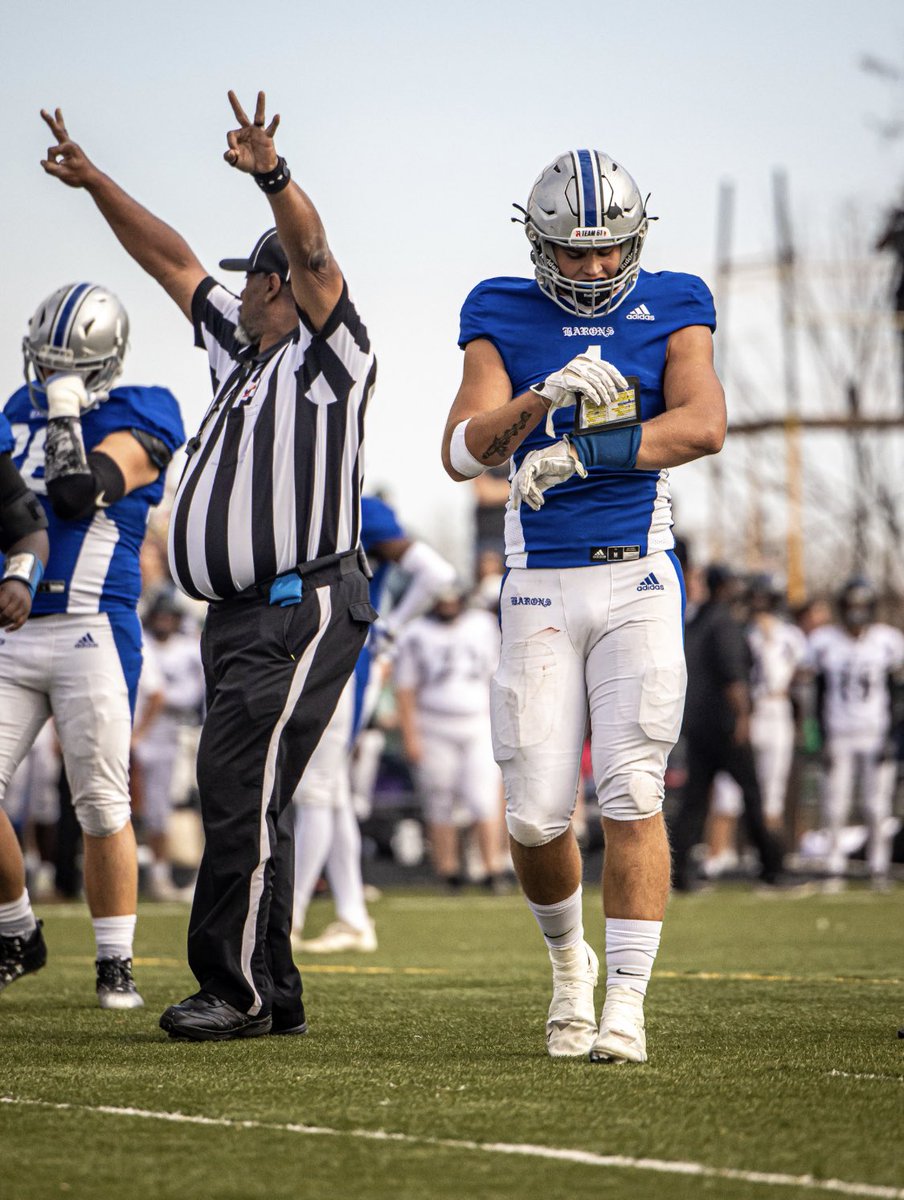 Blessed to receive 1st Team all conference and 1st Team all state DL honors <a href="/TimThomasBRS/">Tim Thomas</a> <a href="/notlocalexander/">Colton Alexander</a> <a href="/Jahlil_Puryear/">Coach Puryear</a>