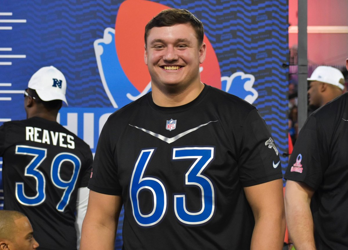 Chris Lindstrom (@c_lindstrom63) on Twitter photo Help get me back to the Pro Bowl! π
Every RT = 1 vote #ProBowlVote +<a href="/C_Lindstrom63/">Chris Lindstrom</a> Help get me back to the Pro Bowl! π
Every RT = 1 vote #ProBowlVote +<a href="/C_Lindstrom63/">Chris Lindstrom</a>