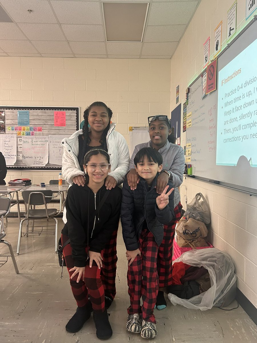 Accidental quadruplets on PJ day today at @WMSHCS !! Students & staff alike are loving our holiday countdown ❤️ #1Pack1Goal @NanichiGalloza @wilkerson_banks @RobynWhiteHCS @serveandlead613