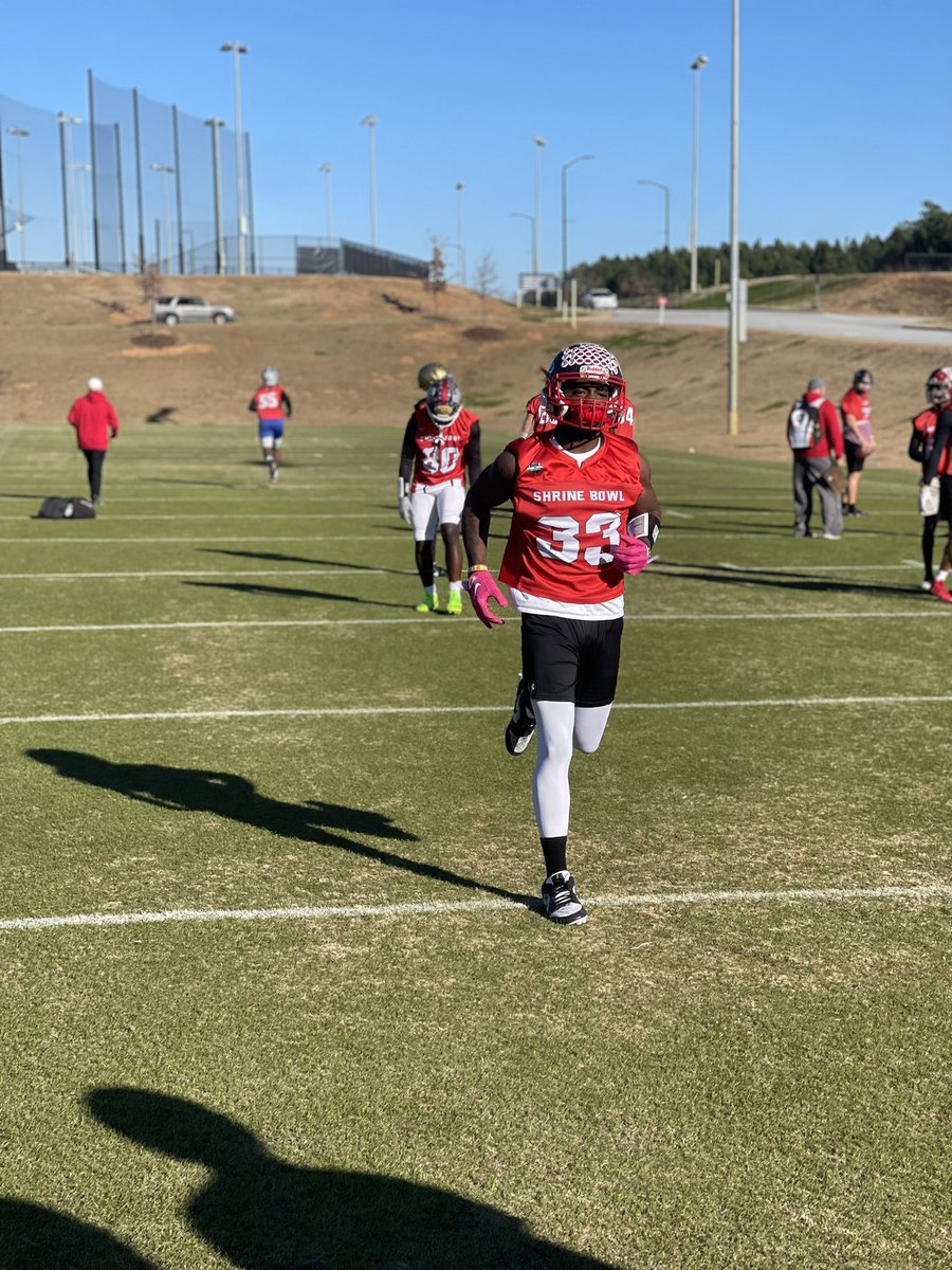 <a href="/thop_16/">Antonio “t-hop” Hopkins Jr</a> is locked in and ready to go!! <a href="/ShrineBowlNCSC/">Shrine Bowl NC-SC</a>