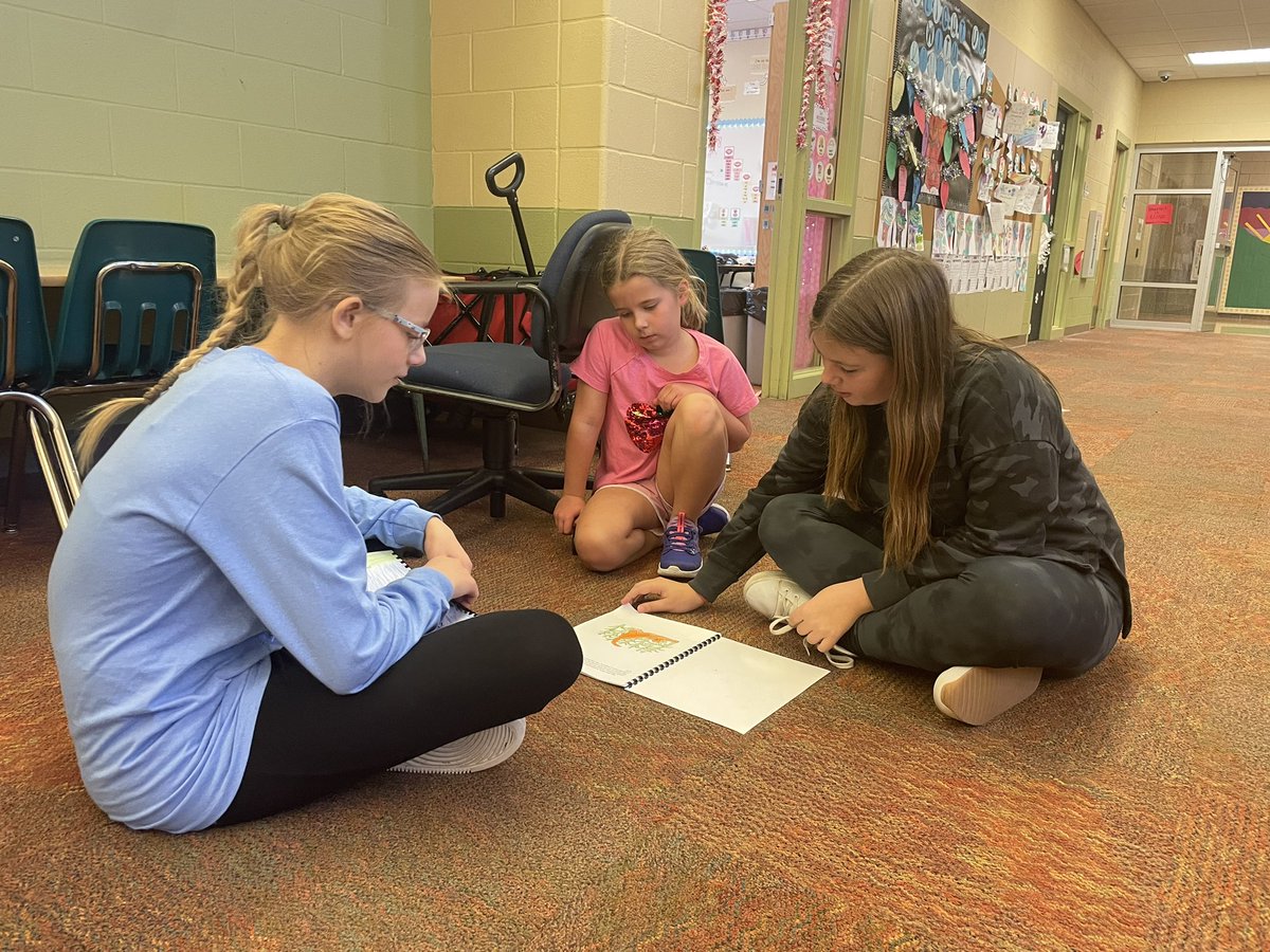 heathermoore491's tweet photo. So proud of our 6th grade students and their hard work creating picture books. Today we went over to EES and read aloud our stories to some of the students. Project based learning at its finest!!
#WeAreEMS #EudoraProud https://t.co/YSZ6gEJQ4s