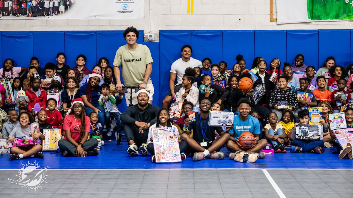 Miami Dolphins Foundation & Community Relations tweet media