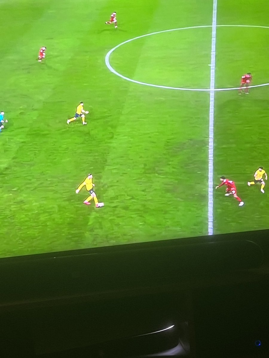 shadesros's tweet photo. @TheRedmenTV @footballontnt https://t.co/twxs7OeEvg