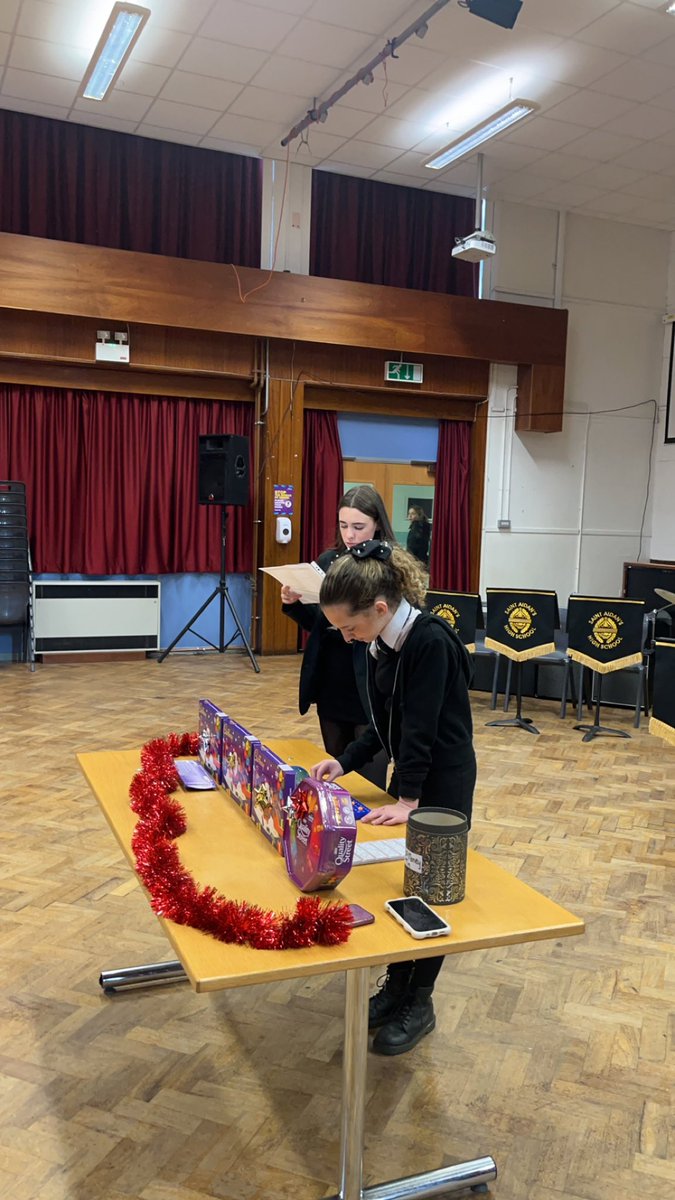 Great fun today at lunch with a game of Bingo! Thanks to all the pupils and staff who came along to support our Christmas Food Appeal 🎄❤️ we are still collecting non-perishable food items and toiletries until Monday. Any donations would be much appreciated.