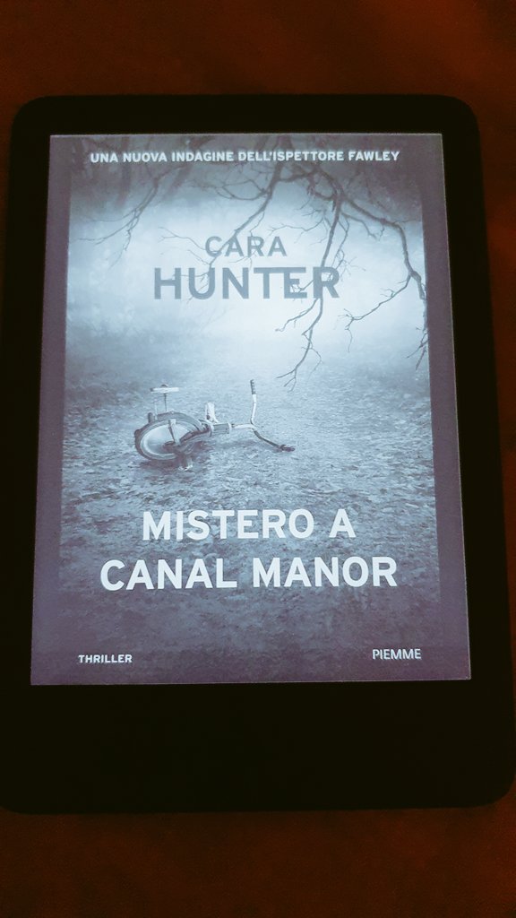 Bellissimo!!!
@CaraHunterBooks 
#thriller 
#follipergialli 
#LeggereFaBene