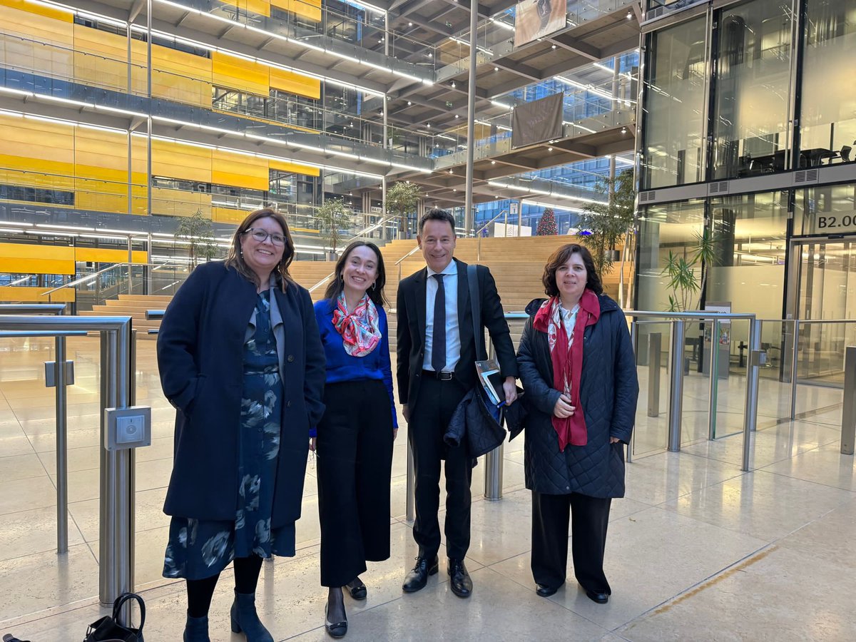 Creando alianza estratégica en  diplomacia científica. Gracias Marisela Muñoz <a href="/GESDAglobal/">Geneva Science and Diplomacy Anticipator</a> Ciencia y Diplomacia con mirada de futuro. <a href="/Cfuentesjulio/">Claudia Fuentes Julio</a> <a href="/ftressler/">Frank Tressler</a> <a href="/ConsejoCTCI/">Consejo CTCI</a>