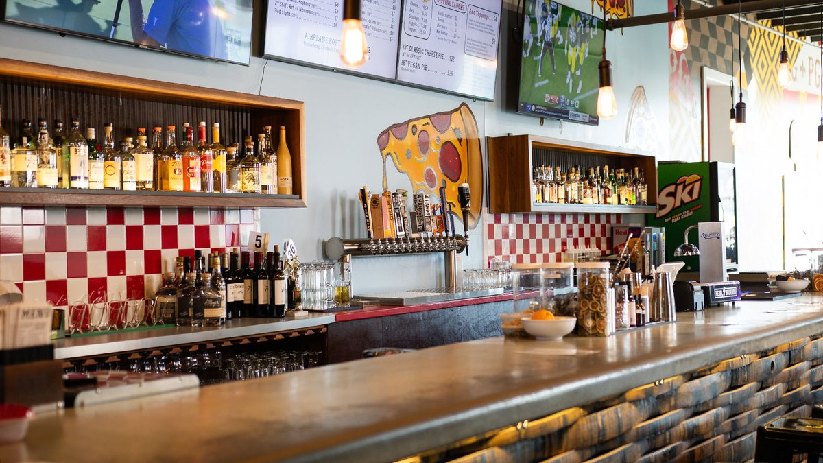 SAUCEmag's tweet photo. Pie Guy Pizza adds bar, takes over former Gezellig Tap House &amp; Bottle Shop space in the Grove: https://t.co/GIGKfgKwFl https://t.co/EneSN924Fa