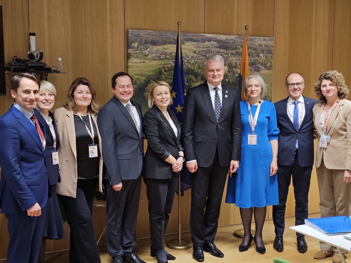 Historic day and historic decision. Accession negotiation open for #Ukraine and #Moldova. Let's make #EU great again!