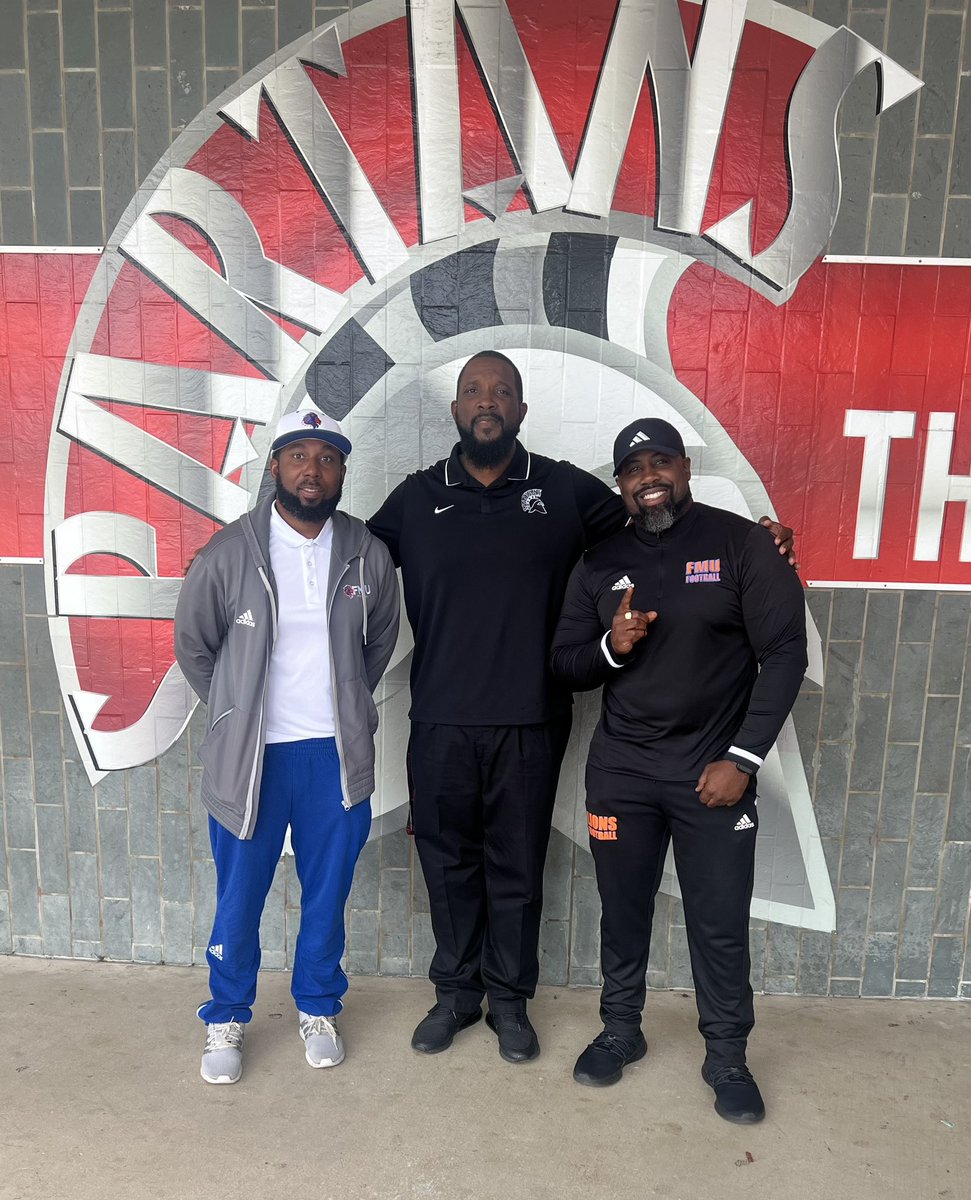 Southridge Football Pride. We would like to sincerely thank @mikejones10 @clavensc Florida Memorial University Football for coming to @southridge and evaluating our student athletes #RidgeUp #CollegeFootball #305 #Blessed #RealStudentAthletes