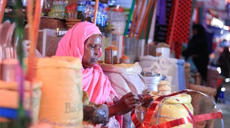 Dahabshiil (@dahabshil) on Twitter photo $4.5bn debt relief from <a href="/WorldBank/">World Bank</a> & #IMF will strengthen #Somali economy, promote job creation & attract investment. We always stand with financial progress & business development in the region <a href="/HassanSMohamud/">Hassan Sheikh Mohamud</a> <a href="/BihiEgeh/">Bihi Egeh</a> <a href="/WorldBankAfrica/">World Bank Africa</a> <a href="/VictoriaKwakwa/">Victoria Kwakwa</a> $4.5bn debt relief from <a href="/WorldBank/">World Bank</a> & #IMF will strengthen #Somali economy, promote job creation & attract investment. We always stand with financial progress & business development in the region <a href="/HassanSMohamud/">Hassan Sheikh Mohamud</a> <a href="/BihiEgeh/">Bihi Egeh</a> <a href="/WorldBankAfrica/">World Bank Africa</a> <a href="/VictoriaKwakwa/">Victoria Kwakwa</a>