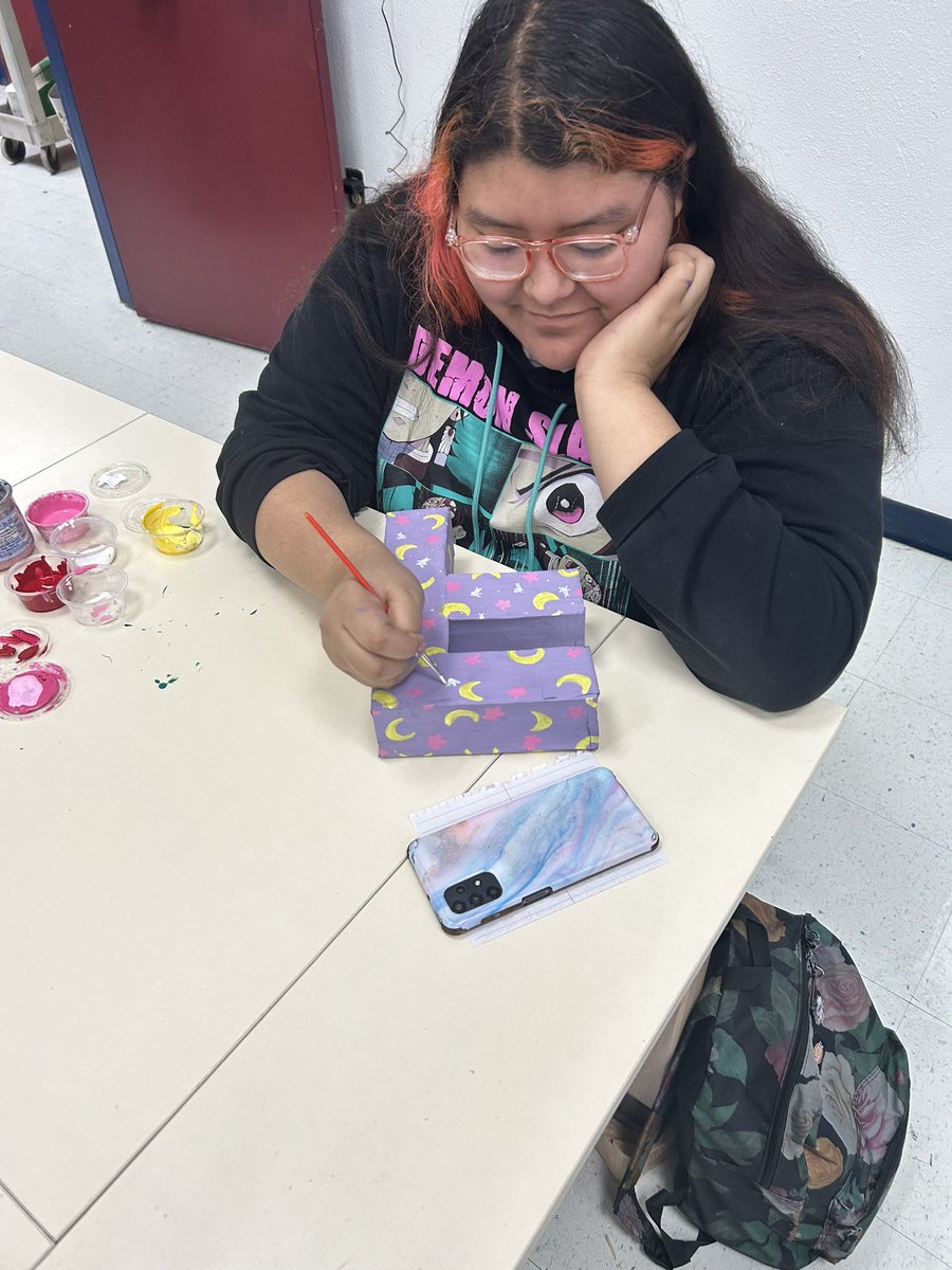 1st period was busy finishing their semester exam. They had to sculpt, draw and paint to create a themed letter sculpture. #SanEliArt #SEISDPassionPeoplePurpose