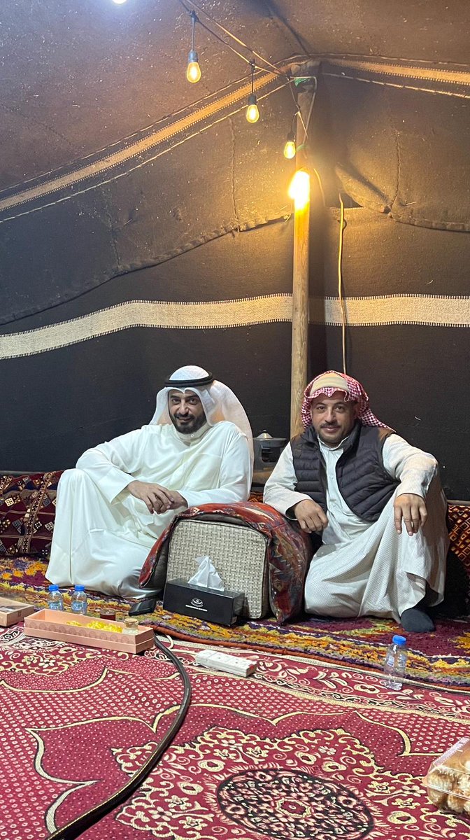 من ليالي الشتاء الجميلة 
ياهلا ومرحبا زيارة غالية من الخلوق 
النائب عبدالله الانبعي 
الروضتين هذا المساء