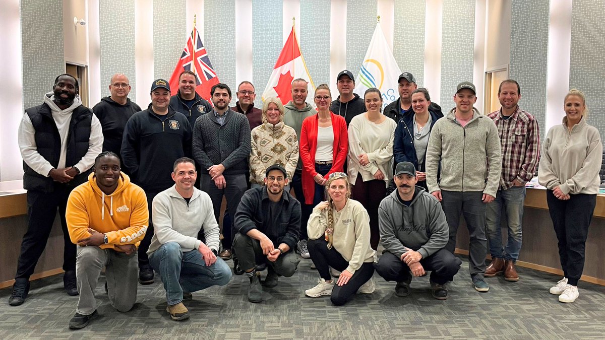 We collaborated with @WoundWarriorCA to provide training for Peer Support volunteers with our team, @TweetLakeshore Fire Department, @EssexON Fire and Rescue Services, and @TownofLaSalle Fire Service. Hats off to these caring first responders! Learn more: bit.ly/3H2FWIt