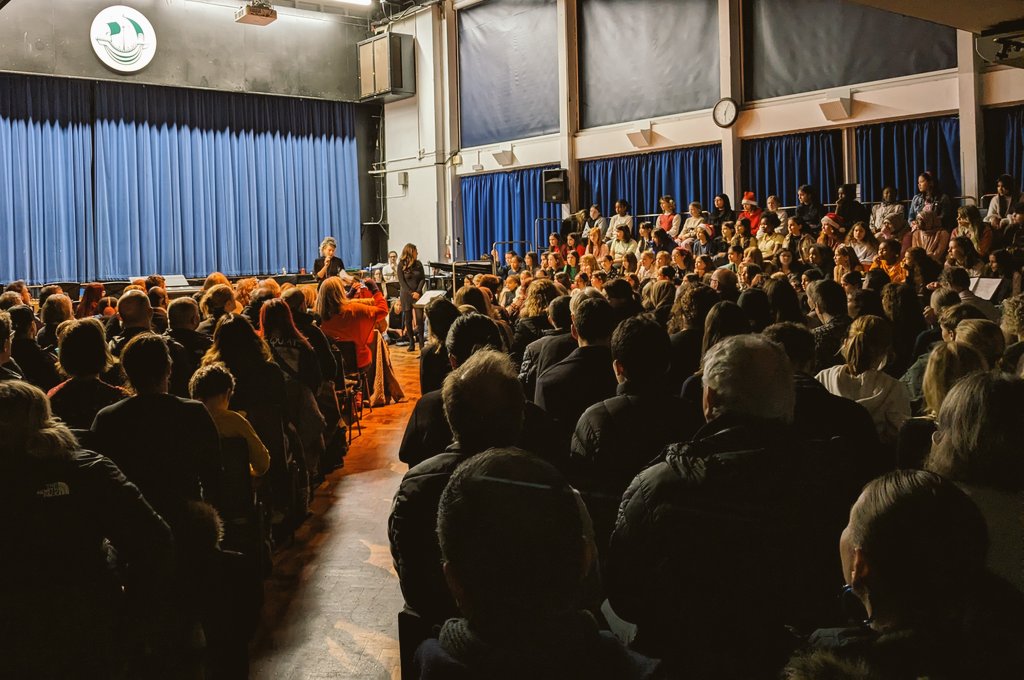 Camden School for Girls (@csg1871) on Twitter photo The theme for the Year 7 CSG concert this year was Motown. Absolutely brilliant performances by the entire Year 7 group with a range of musical instruments, movement and joy! <a href="/KaterynaLaw/">Kateryna Law</a> The theme for the Year 7 CSG concert this year was Motown. Absolutely brilliant performances by the entire Year 7 group with a range of musical instruments, movement and joy! <a href="/KaterynaLaw/">Kateryna Law</a>
