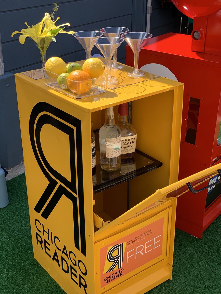 WindyCityRacks's tweet photo. @WBEZCuriousCity As a Chicagoan who’s passionate about Chicago history, journalism and art, I hand-refurbish them into record player stands, bar carts, display shelves and more! https://t.co/3G1FaDj6Qn