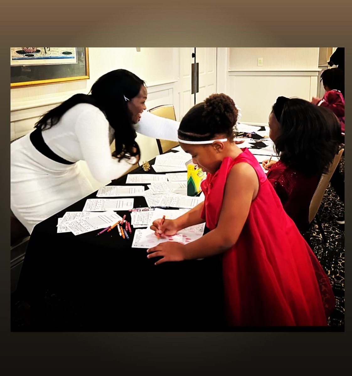 I had the privilege of delivering hand-painted kindness/hope rocks & Kwanzaa cards that our @JackandJillInc youth made for people who live at Rahkma (home-based assisted living for people living w/ dementia and Alzheimer’s). Proud of Jack & Jill youth. Grateful for their moms.