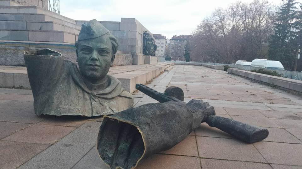 Sofia is dismantling its controversial monument of the Soviet Army.