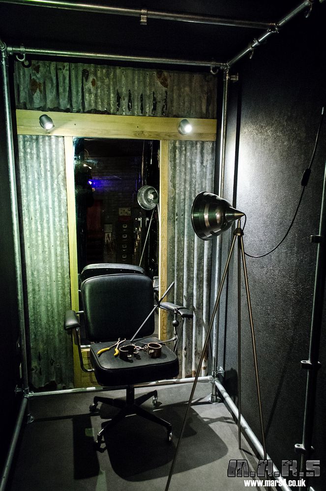No1_Pup's tweet photo. A dungeon in Manchester I can recommend @MARS_Venue 

▪️ Authentic 1950's Style Medical/Treatment Room.
▪️ Private Rubber Walled Play Room with mini Suspension/Bondage Rig.
▪️ War Time style Bunker play space.
▪️ Premium quality Fetters Leather Bondage Gear.
▪️ 4 x 3 point 3.5m high integrated Suspension Rig beams.
▪️ Original roll along chain winch suspension point.
▪️ and more..

https://t.co/sdSy356hUL
https://t.co/zX8q9OTJ4N

Availability and rates: https://t.co/wCGlNPHUtB