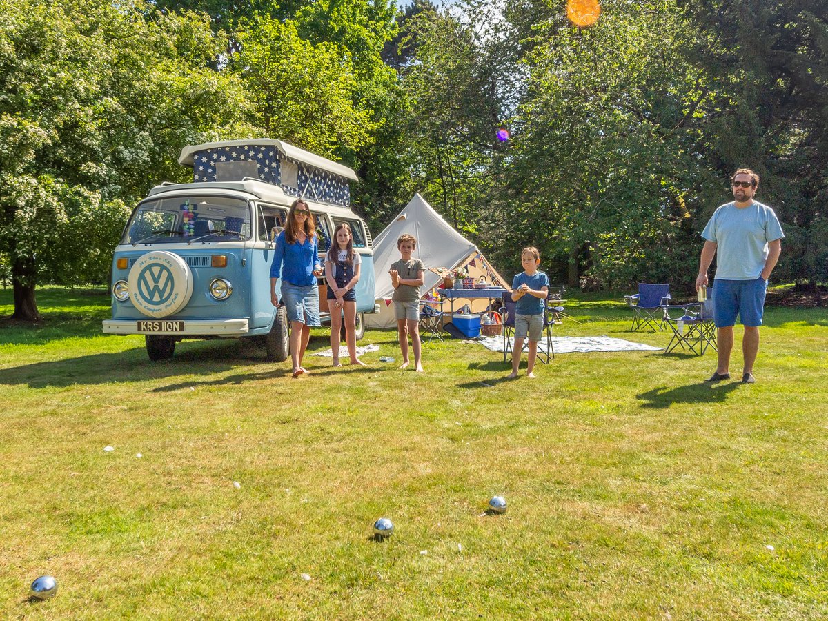 RetroCampers tweet media