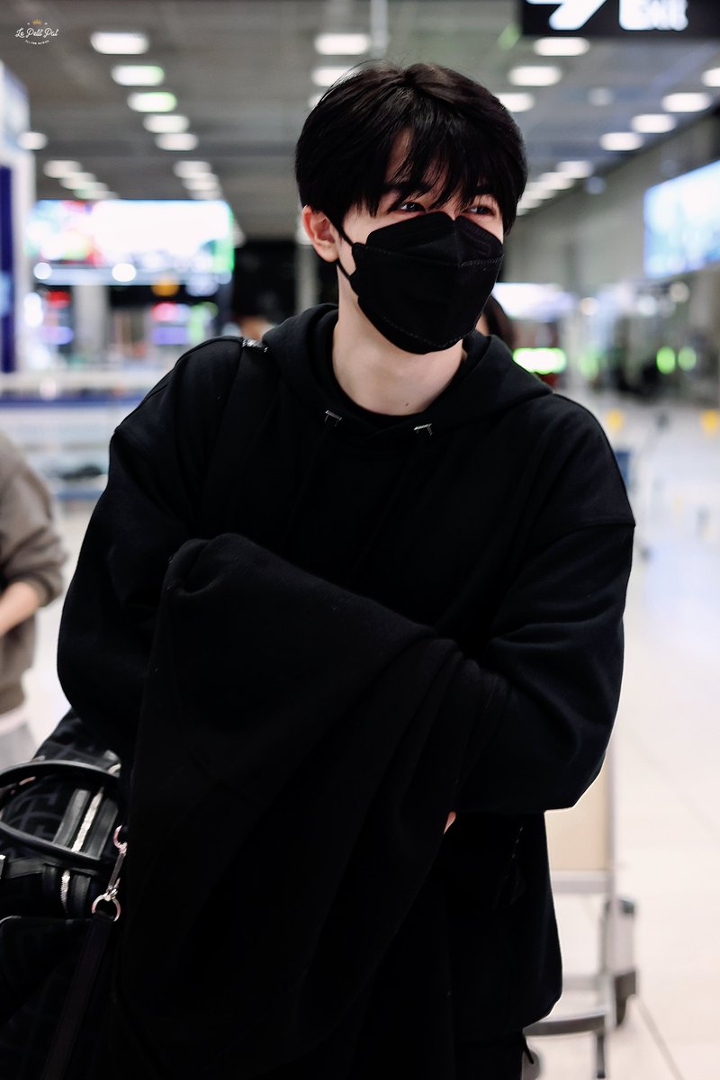 LePetitPat1020's tweet image. 20231215 🛬BKK

#Patrick20thBirthdayParty
#AmagicalNightWithPatrick 
@patrick_pppat
#แพทริค #PatrickFinkler
#尹浩宇 #Patrick尹浩宇