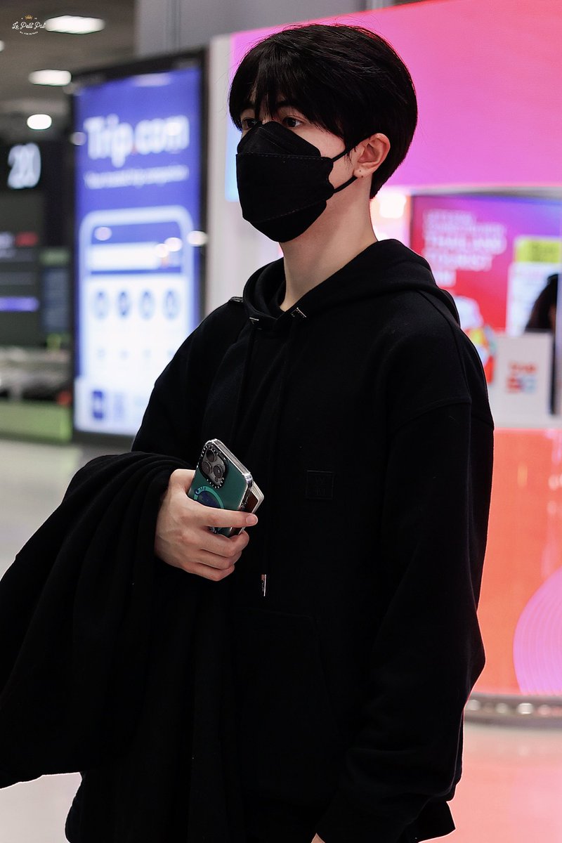 LePetitPat1020's tweet image. 20231215 🛬BKK

#Patrick20thBirthdayParty
#AmagicalNightWithPatrick 
@patrick_pppat
#แพทริค #PatrickFinkler
#尹浩宇 #Patrick尹浩宇