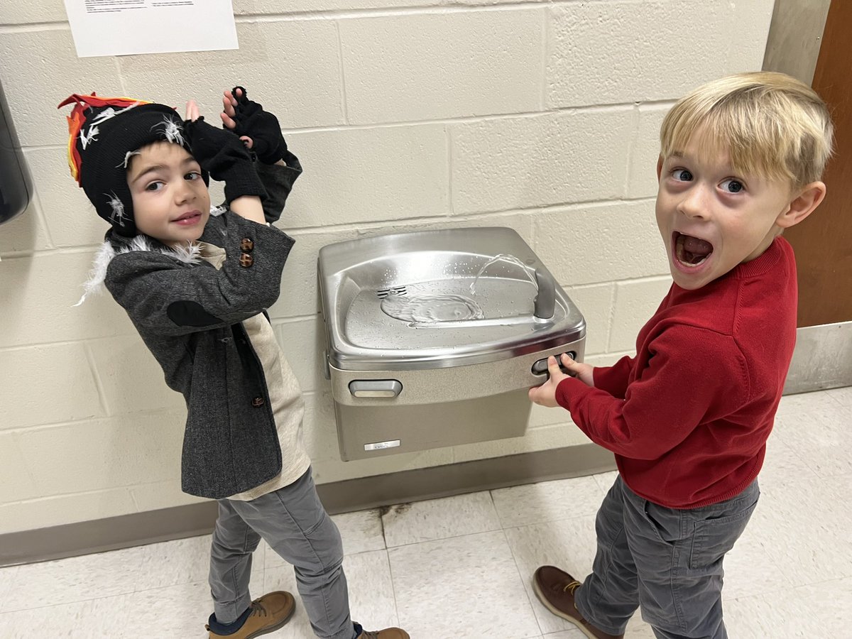 Home Alone’s very own Kevin and Harry caused trouble for the 1st grade hall today! #weareFHSD