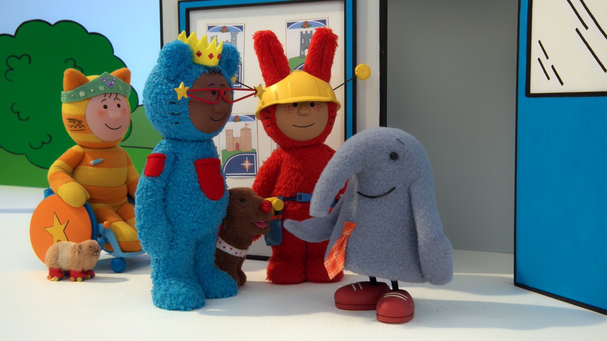 “Today, I’m an estate agent,” said the Lucky Loover Bird.
Catch Mixmups and the Castle Hunt on Saturday at 8.15am on Milkshake! C5 or stream all episodes on My5.com
All episodes available with BSL and AD
#mixmups
#mixupthemagic