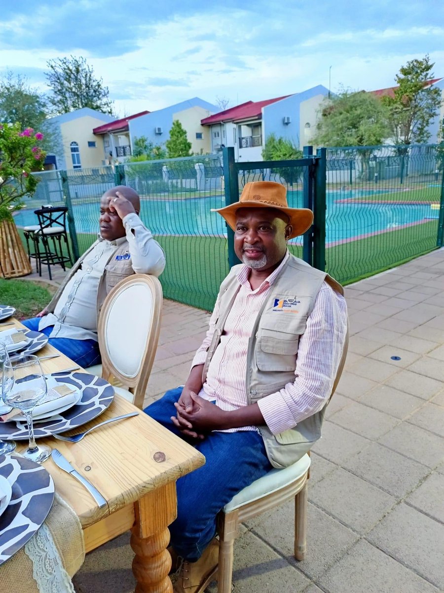 You see this place…This is parliarmentary village in Ext 11. Its a high security area, No fly zone.Those houses you see are MP’s Town houses. They stay here for free, 5 years. They dont pay for electricity,water or WiFI. Parliamentray village has Member’s lounge. MPs have