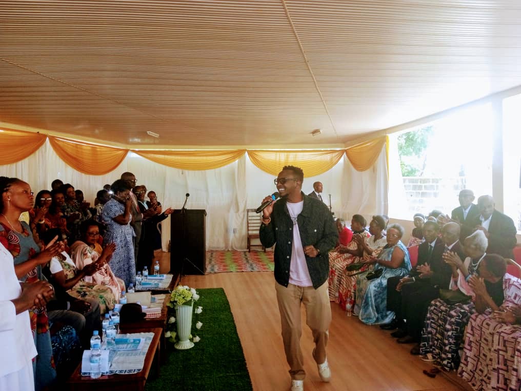 Muri ibi birori, Hon. Odette Nyiramirimo yatanze ubutumwa mu izina ry'Umuyobozi Mukuru wa Unity Club Nyakubahwa Madame Jeannette Kagame.
N'itsinda bari kumwe banagejeje ku babyeyi b'Intwaza impano za Noheli n'Ubunani bagenewe na Unity Club.

Hon, Nyiramirimo yashimiye Leta y'u