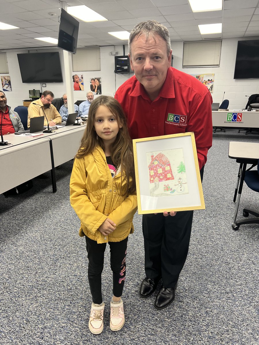 BeaufortCoSchNC's tweet image. Superintendent Christmas Card Winners are featured on the 2023 Christmas card; Leslie Lewis 3rd grade @ NES, Haven Lebel 7th grade @ PSJ, &amp;amp; Skye Wilkins, 10th grade @ SHS.
All finalists will be displayed in January on the art wall at the PD Center, 845 N. Pierce St.