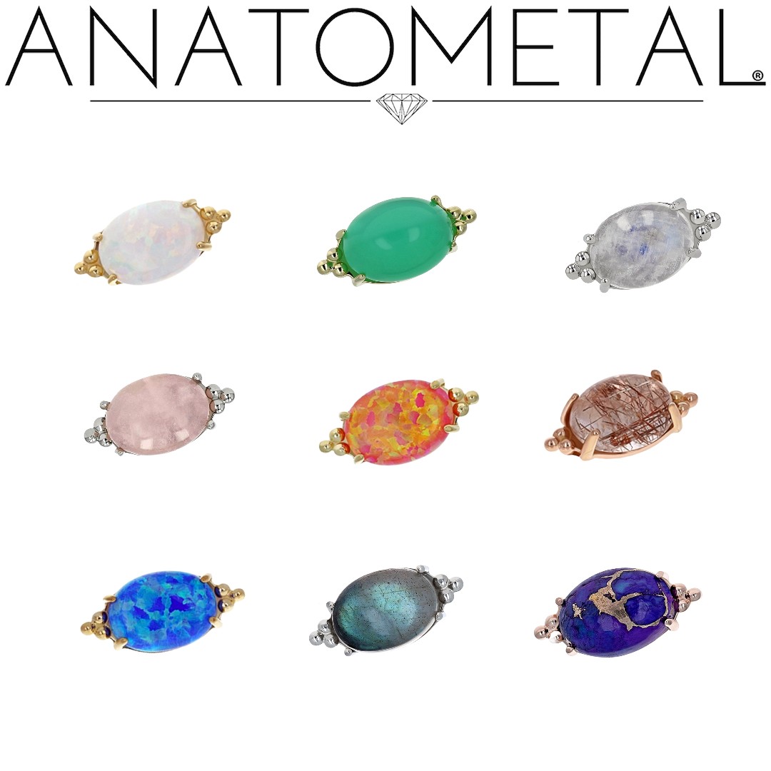 Explore the refined elegance of our Farata Ends. Each oval-shaped gem, measuring 8mm x 6mm, is meticulously set in solid 18K gold, available in yellow, rose, and white, providing a stunning array of choices to suit your style. 💎🎇 #Anatometal #FarataEnds #Safepiercing