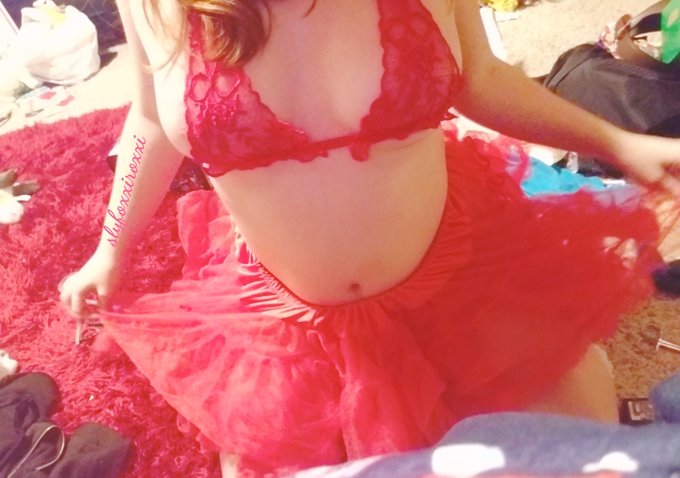 Mire holiday magic for you losers. Get in on the spirit   * findom findomme humanatm paypig finsub contentcreator<a href="/tag/giantess"class="tags"><span>#giantess</span></a><a href="/tag/giantessvideo"class="tags"><span>#giantessvideo</span></a><a href="/tag/giantesscontent"class="tags"><span>#giantesscontent</span></a>