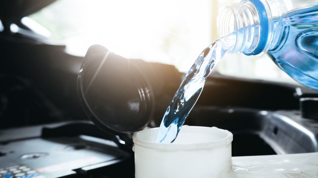 Autoblog on X: The best windshield washer fluids of 2024 https