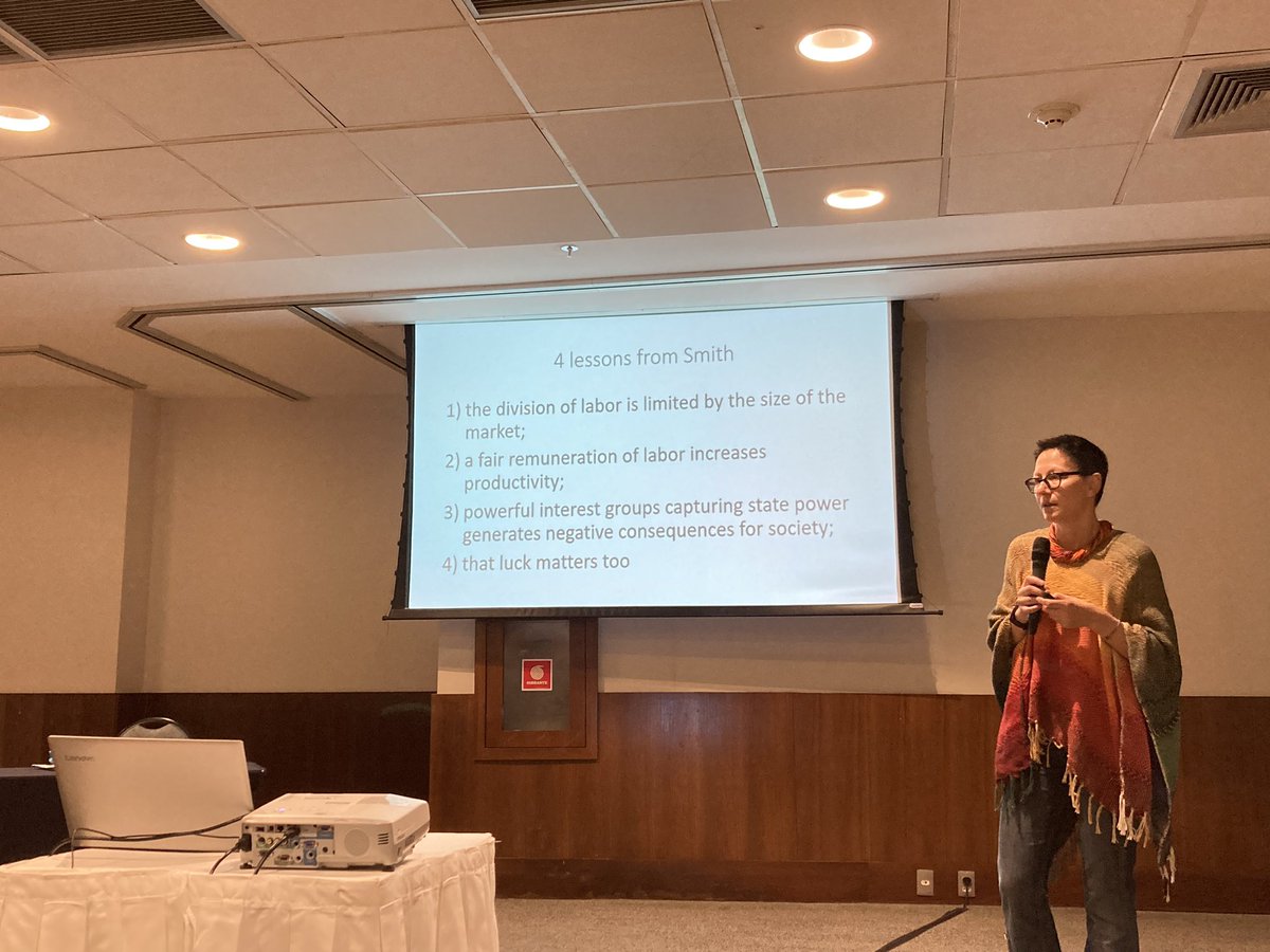 Maria Pia Paganelli honored us today with an awesome lecture on the 300 years of Adam Smith and his lessons for today <a href="/anpec_br/">ANPEC</a>.