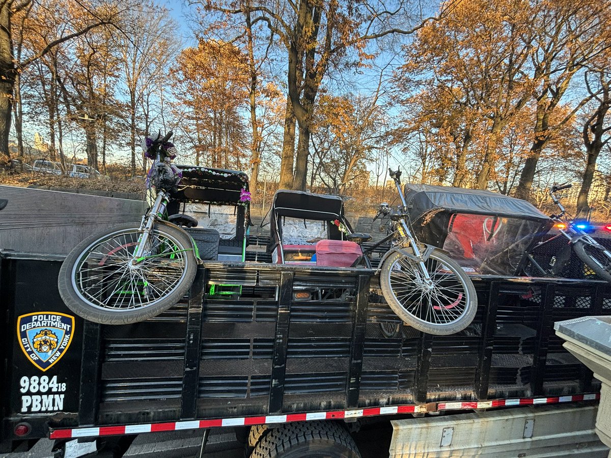 NYPD Central Park (@nypdcentralpark) on Twitter photo Taking back the park!
After a large joint operation with <a href="/NYCSanitation/">NYC Sanitation</a>, <a href="/NYCMayorsOffice/">NYC Mayor's Office</a>, <a href="/NYPDChiefPatrol/">NYPD Chief of Patrol</a>, <a href="/NYCParks/">NYC Parks</a>, and others—our mission is keep up with the great quality of life inside <a href="/CentralParkNYC/">Central Park</a>. Taking back the park!
After a large joint operation with <a href="/NYCSanitation/">NYC Sanitation</a>, <a href="/NYCMayorsOffice/">NYC Mayor's Office</a>, <a href="/NYPDChiefPatrol/">NYPD Chief of Patrol</a>, <a href="/NYCParks/">NYC Parks</a>, and others—our mission is keep up with the great quality of life inside <a href="/CentralParkNYC/">Central Park</a>.