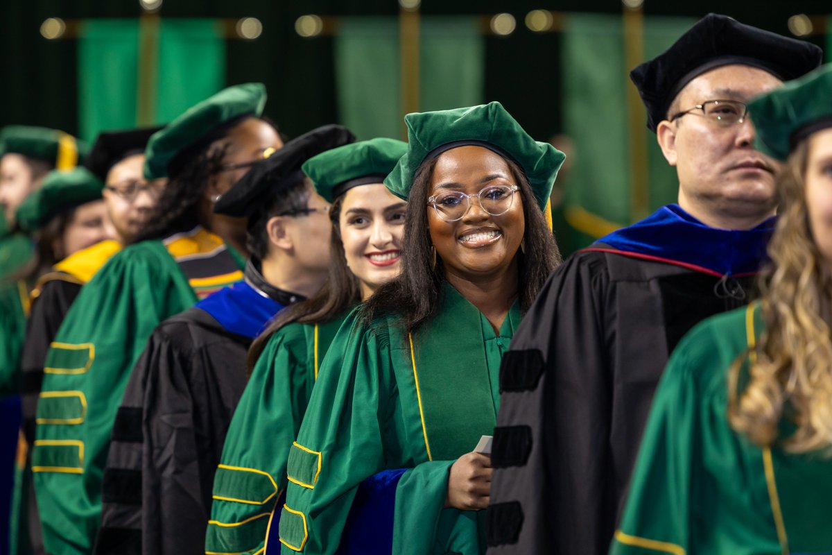 Congratulations to all of our #Mason2023 graduates! It was an unforgettable commencement ceremony this morning. We are so proud of our newest alumni! 🎓💚💛

#MasonGrad #MasonNation
📸 Creative Services