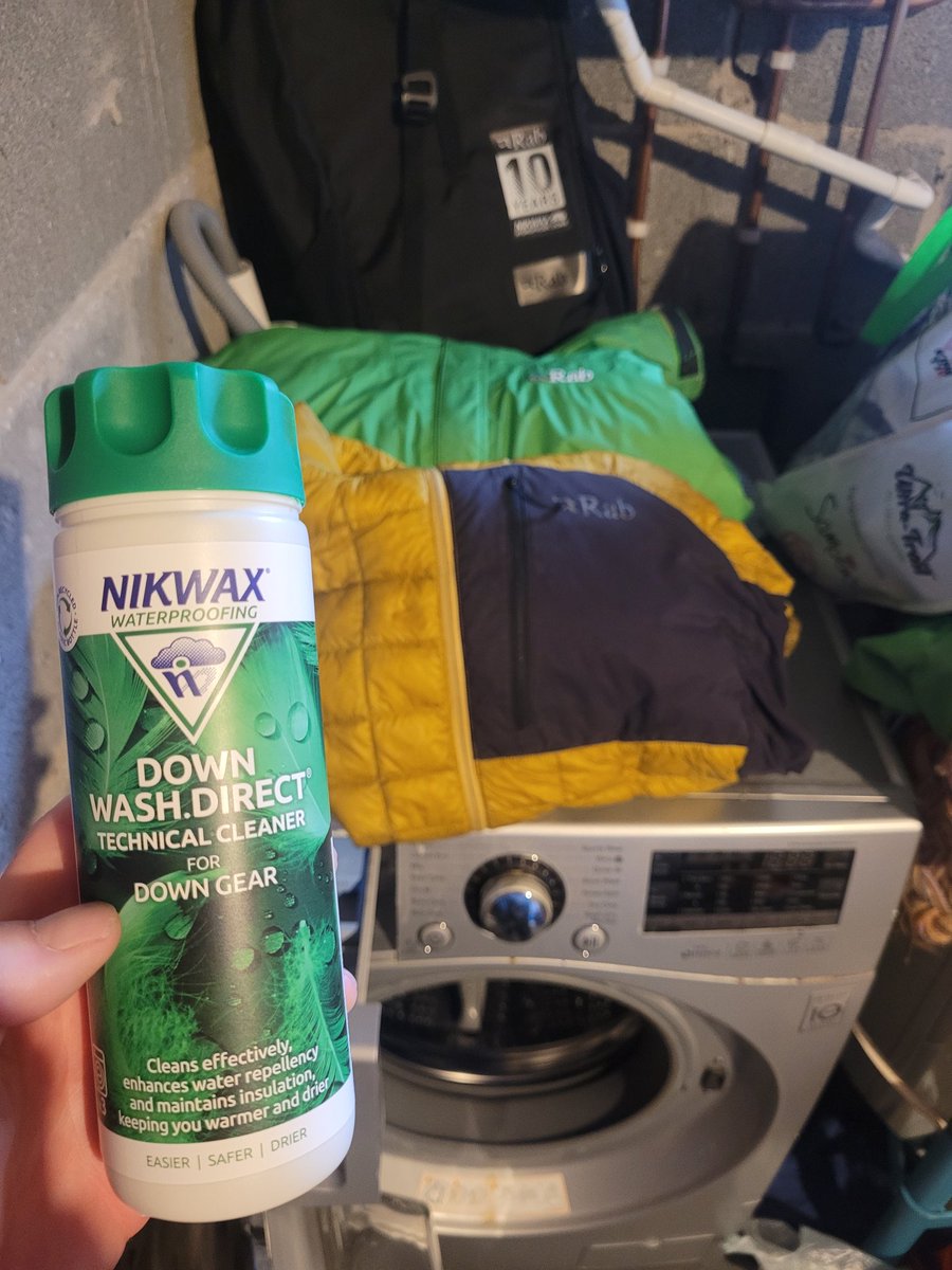 Just washed and re-proofed my old down jackets with @nikwax was and re-proof. Fluorocarbon free and has an amazing restorative effect on the jackets!