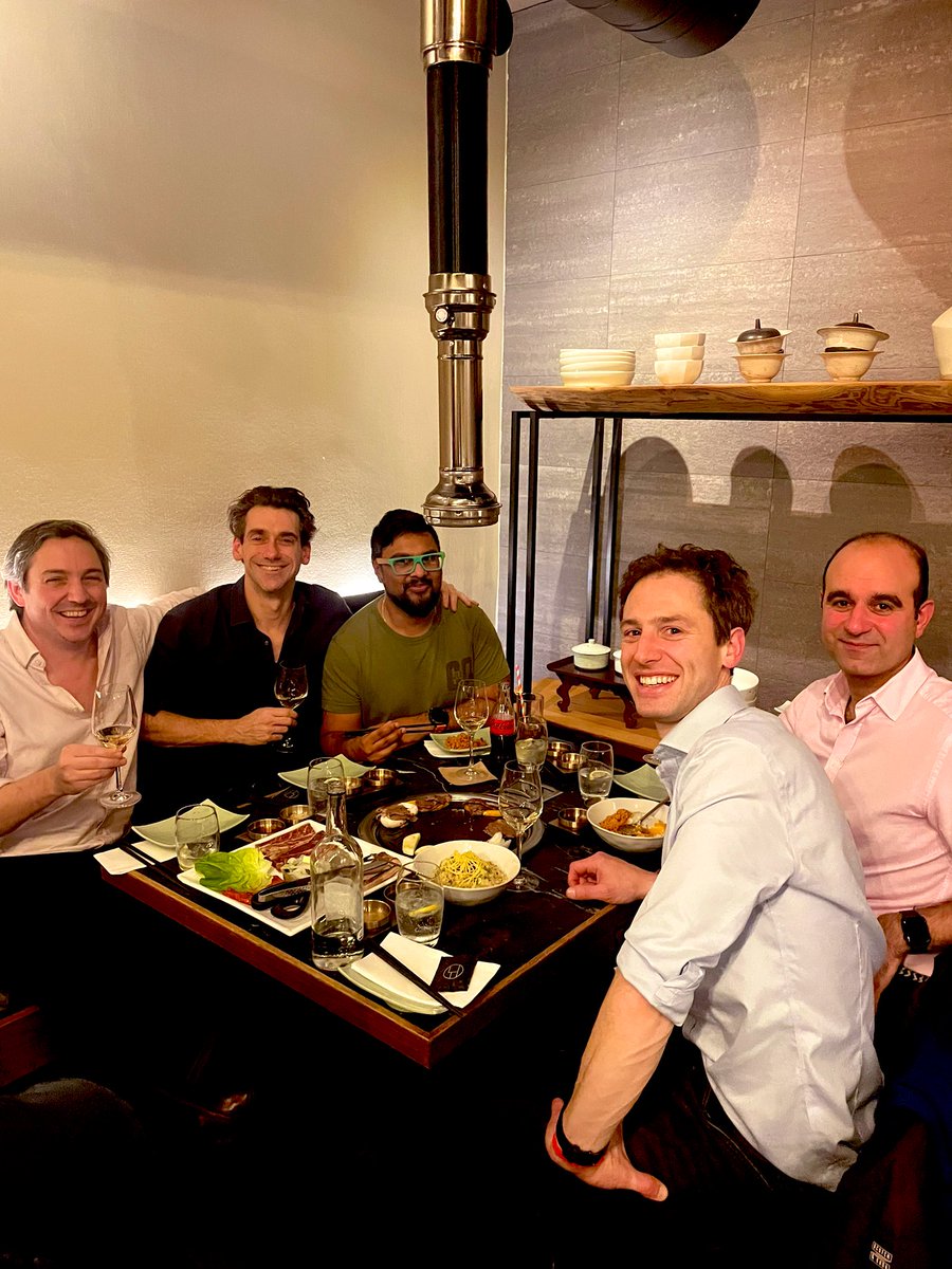 Great to have a reunion with the @CUH_Transplant fellows in the Big Smoke tonight! @DrJackLMartin @Transplant_Ayaz @DominicMSummers @foad_rouhani #SoMe4Surgery @CUH_NHS